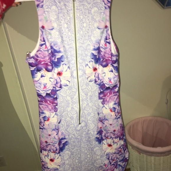 LF CUTOUT DRESS - Picture 7 of 8